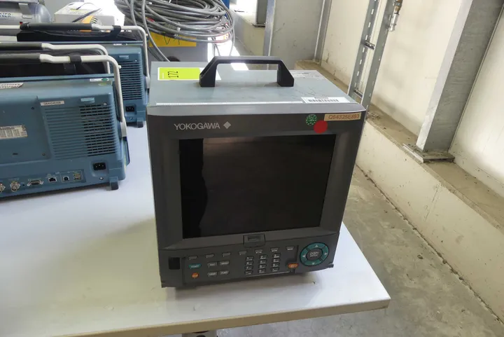 Yokogawa Daqstation Datenlogger Typ: DX2030-3-4-2